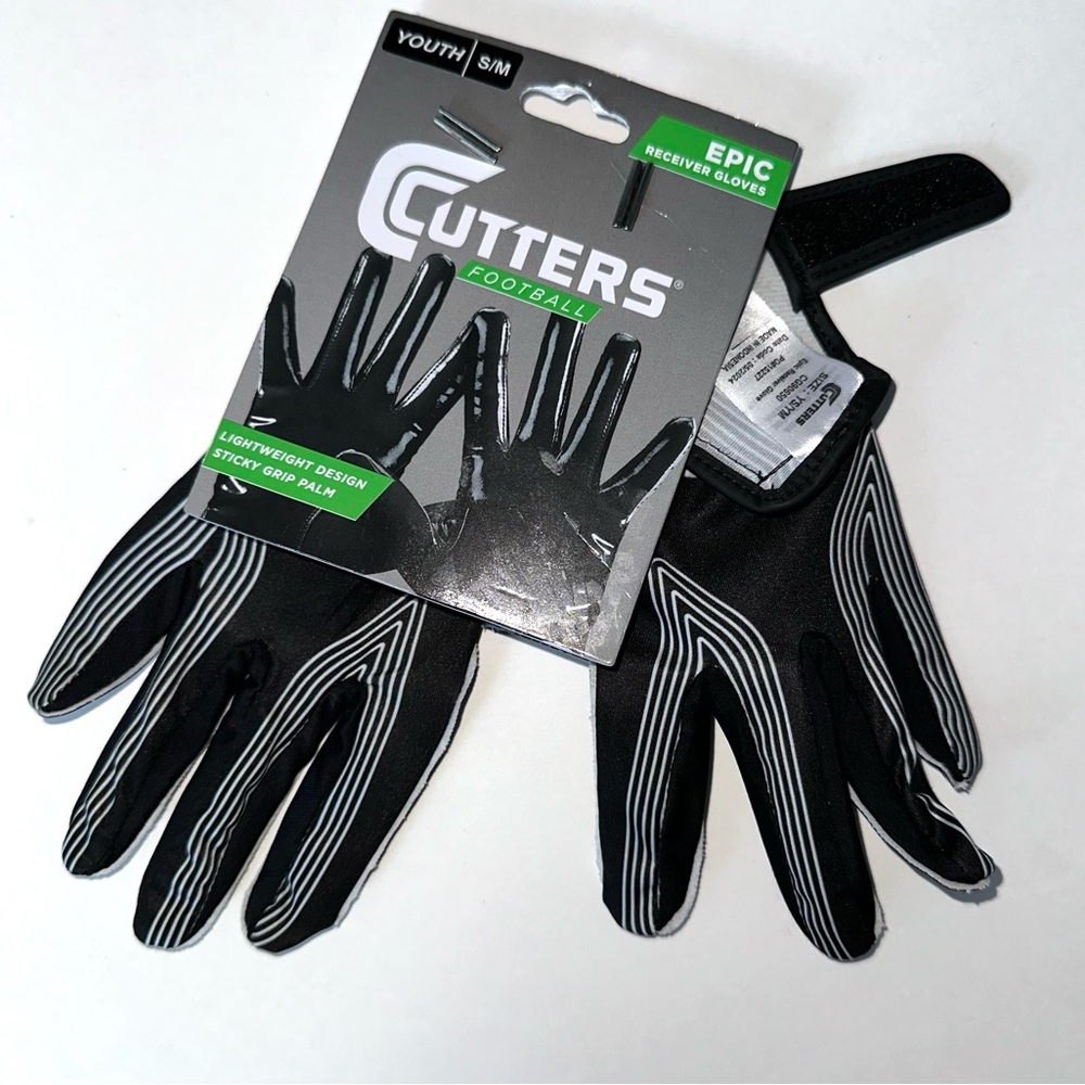 CUTTERS FOOTBALL EPIC RECEIVER GLOVES ADULT SZ S/M NEW WITH TAGS STICKY GRIP